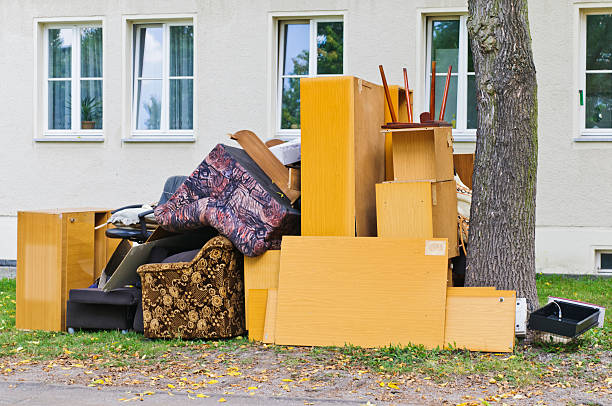 Best Yard Waste Removal  in Manistique, MI